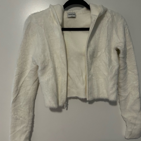 Sunday Best White Kitten Sweater Zip Up - Picture 1 of 3